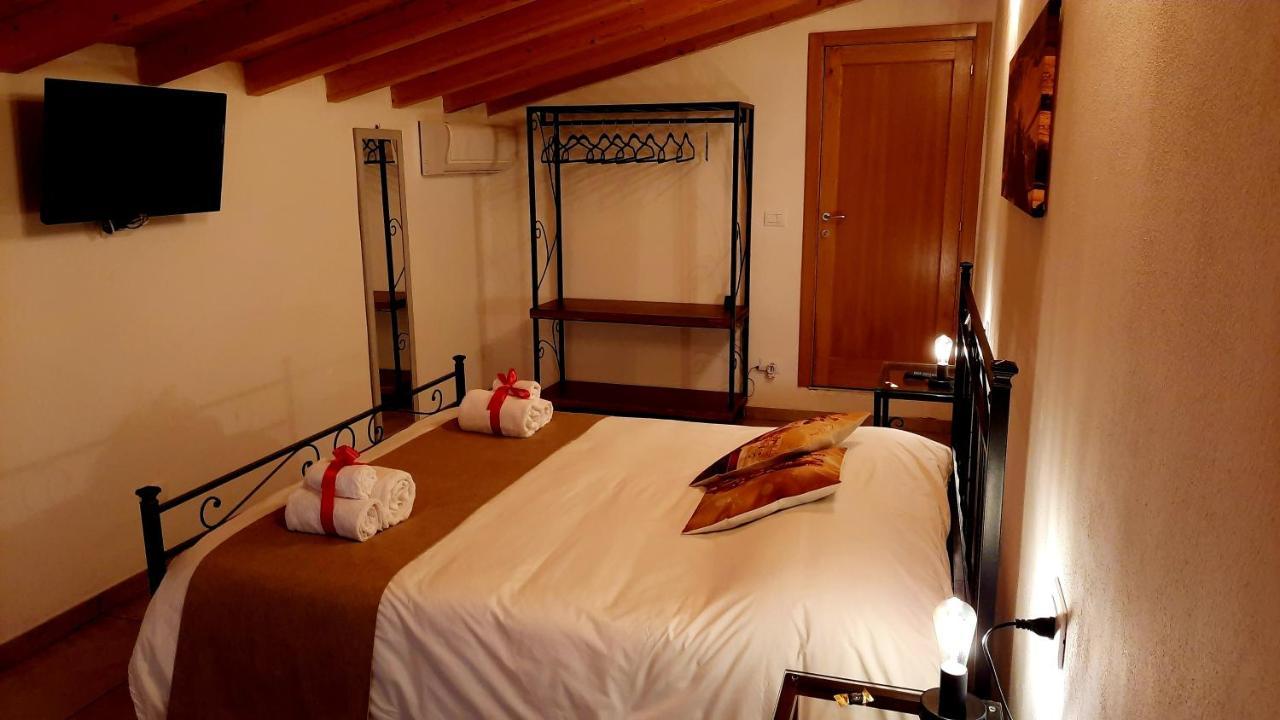 Il Casale Di Lucullo Villa Lucignano Eksteriør billede